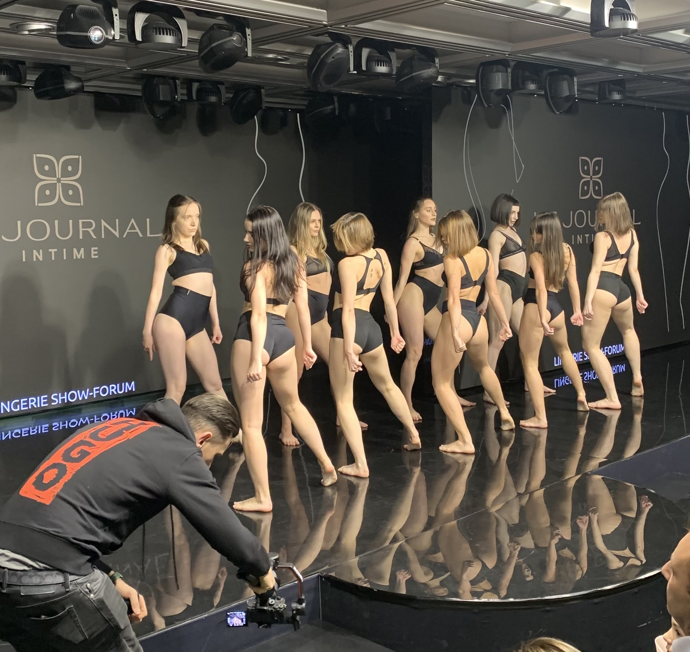  CRYSTAL BEAUTY AWARDS 